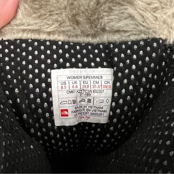 North Face Black Gray Chilkat 400 Cold Weather Hiker Boots - Picture 8 of 13